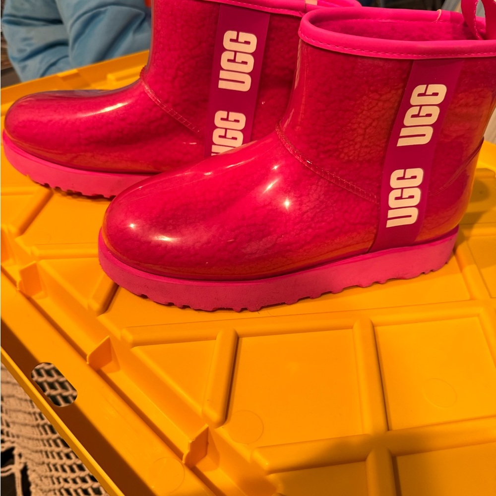 UGG Classic Clear Mini Boot in Taffy Pink - Picture 3 of 5